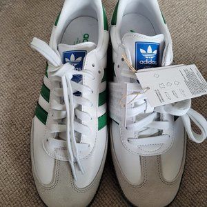 Adidas Sambas Green size 8.5 womens/7.5 mens